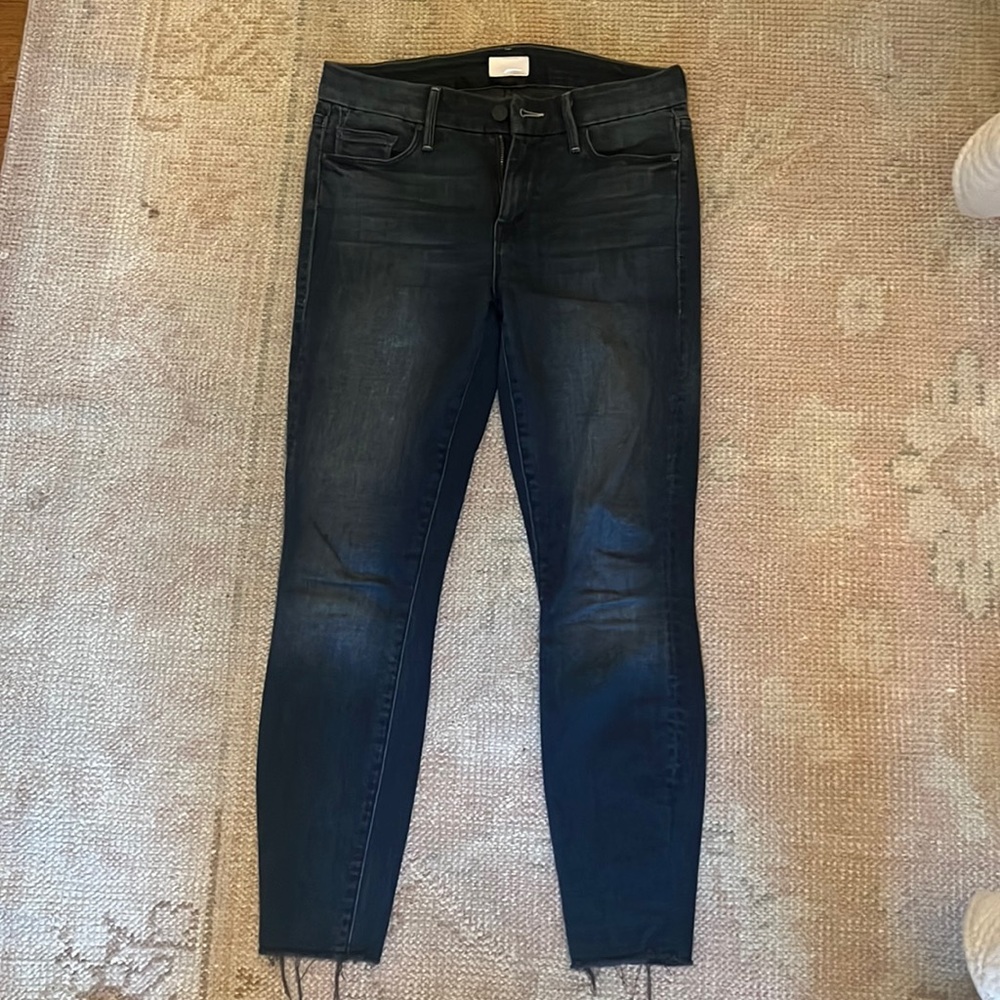 Mother Denim size 27. Looker ankle fray